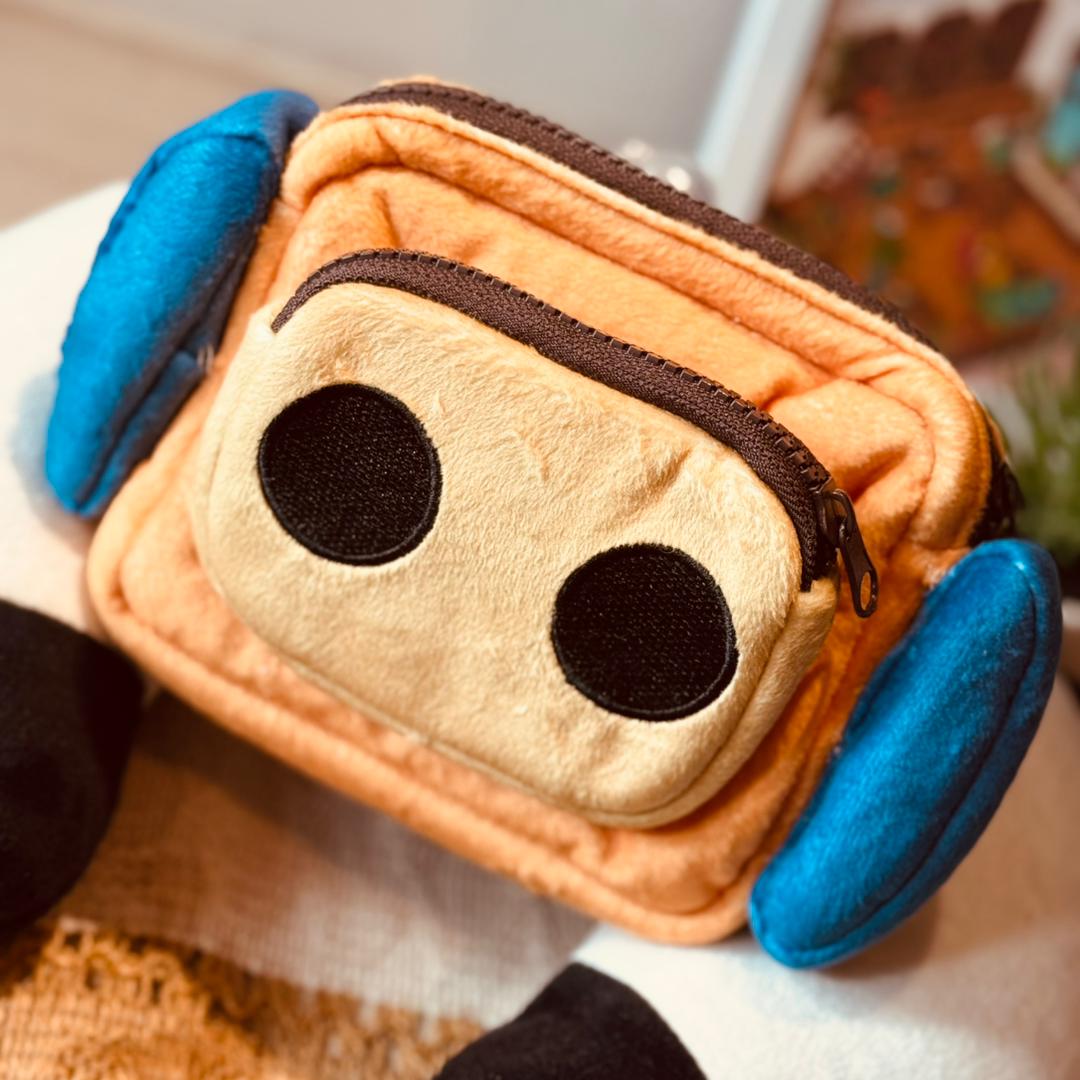 Plush Pouch - Cassetty